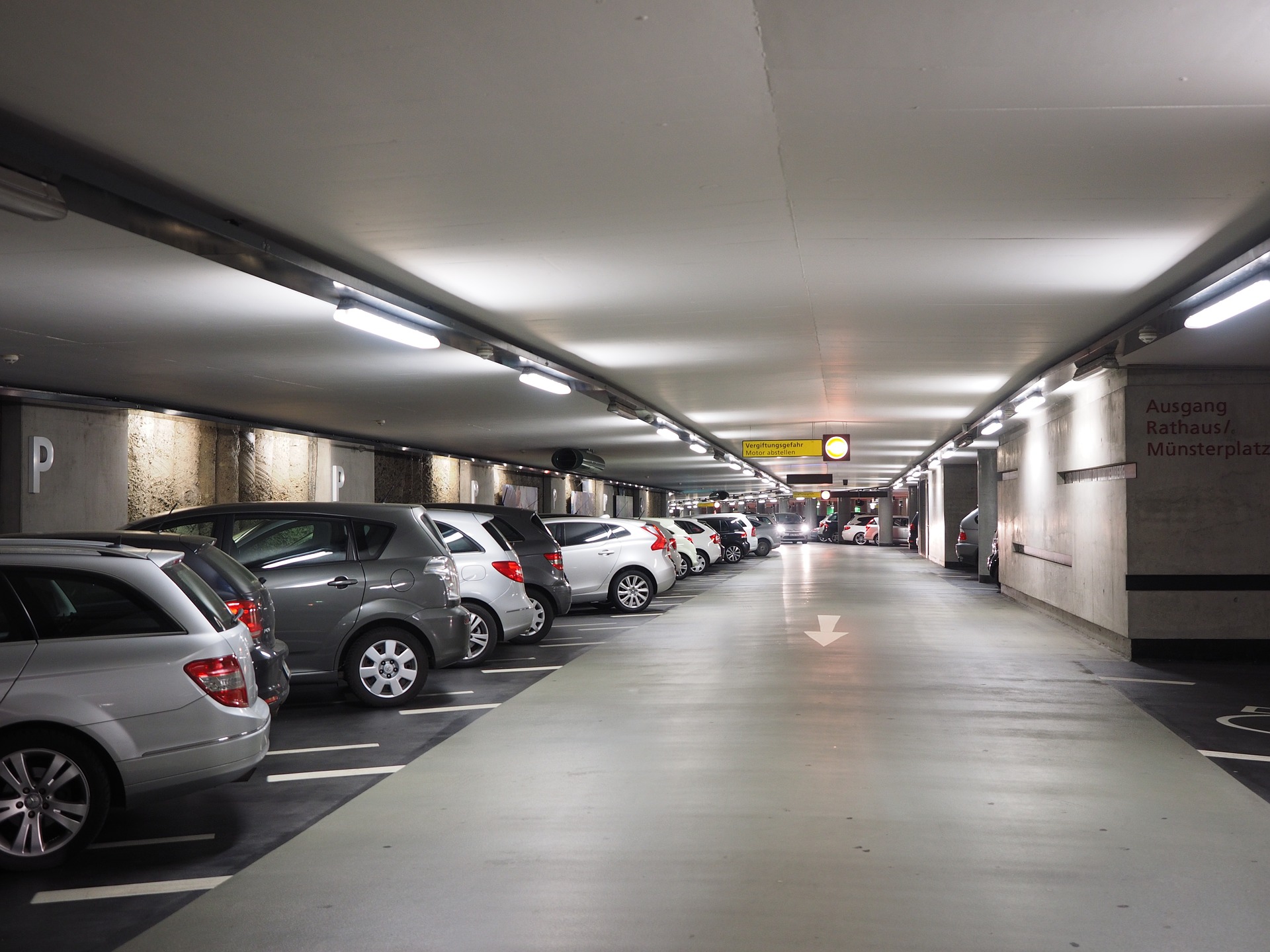 Managing Visitor Parking For Your Business - Wayleadr Go Blog